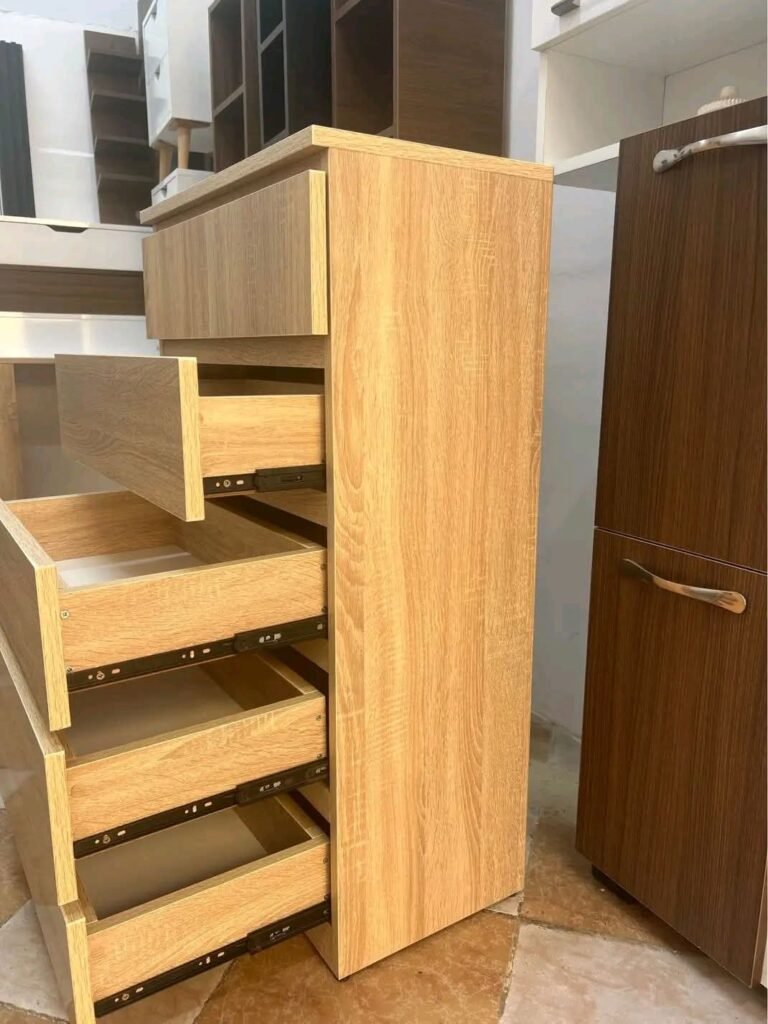 نجار تفصيل خزائن بجدة